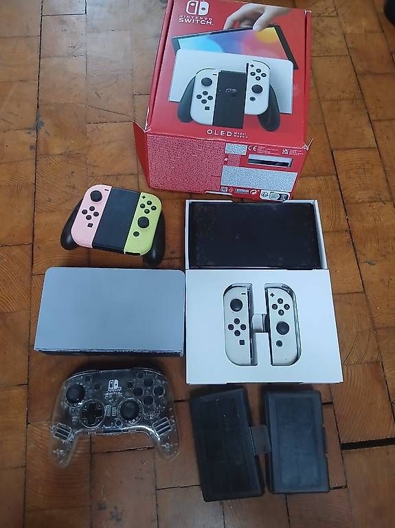Nintendo Console: Nintendo switch OLED – Nuovo (secondo la descrizione) da Locarno venduto da sch_r2rh 1