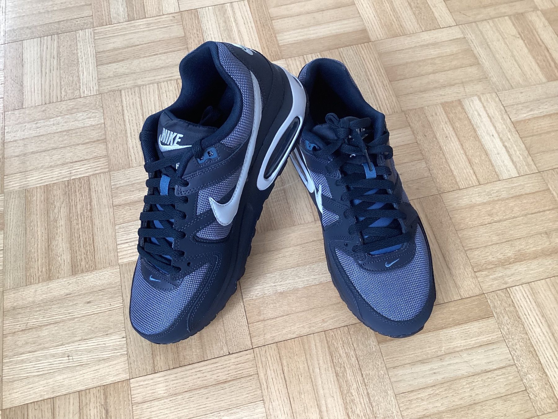 Nike Scarpe da uomo: Nike Air Max in 42,5 – Nuovo e nell'imballaggio originale da Sargans venduto da Broder2 1