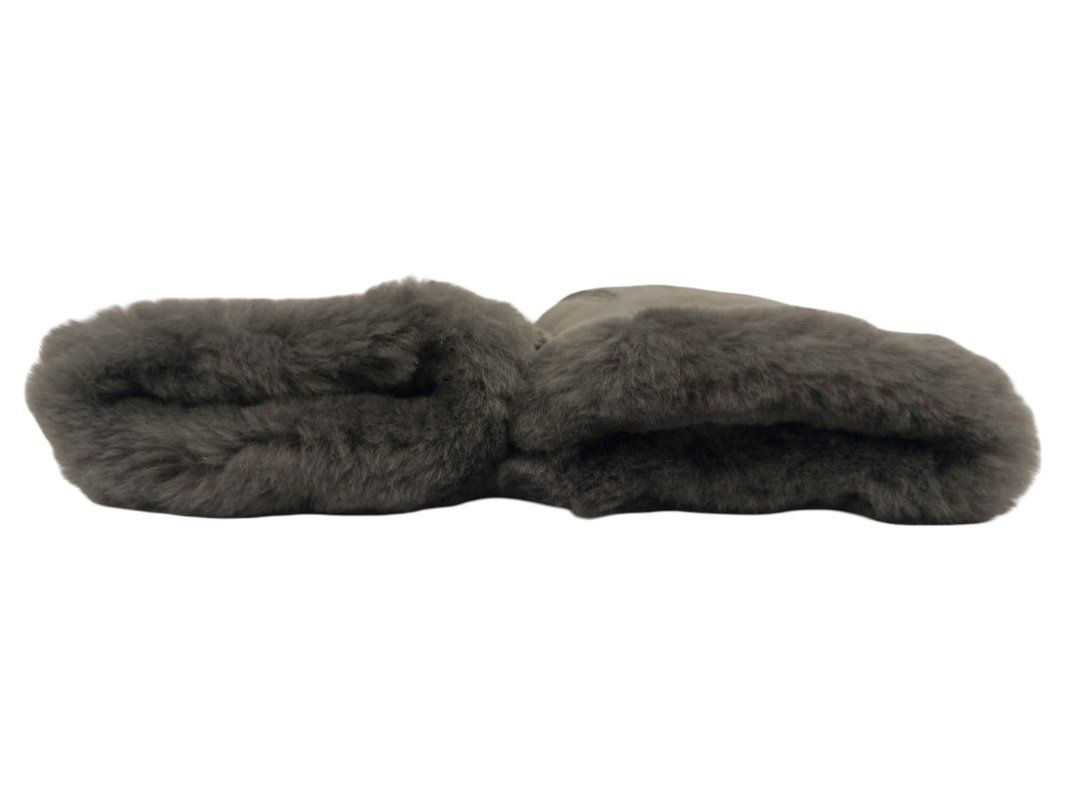 Ugg Guanti & manicotti: UGG Handschuhe mit Schafhaut L – Nuovo (secondo la descrizione) da Hünenberg venduto da Restwert_Zug 2
