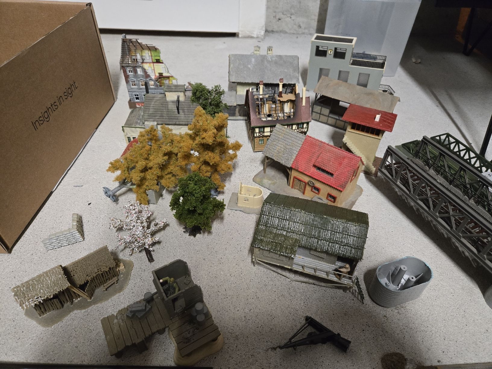 Kit di modellismo & Modellini statici: Lot diorama parts, ca 1/72 – Usato da Lyss venduto da nesholo1986