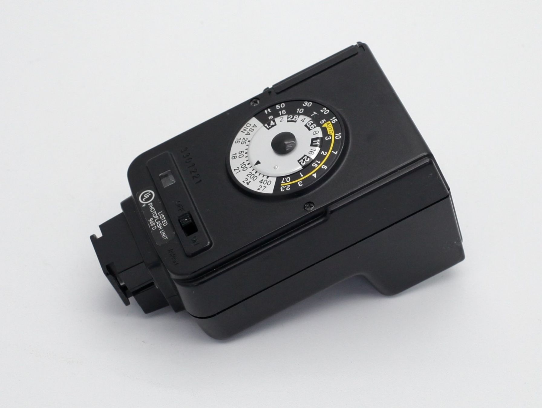 Minolta Flash: Minolta Auto 25 Aufsteckblitz – Usato da Birsfelden venduto da Foti-Virus 1