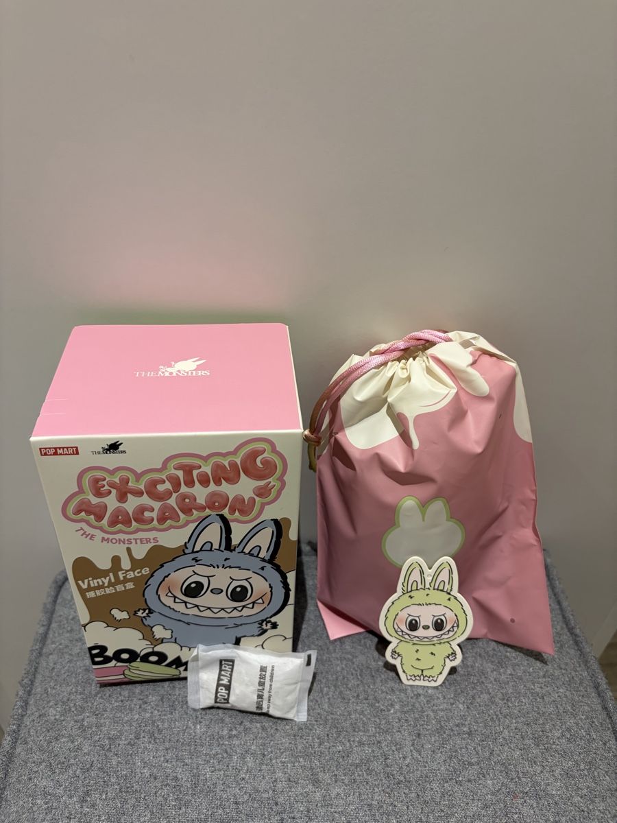 Bambole: Labubu Pop Mart Exciting Macarons Green Grape neuf – Nuovo (secondo la descrizione) da St-Gingolph venduto da emergency_one 1
