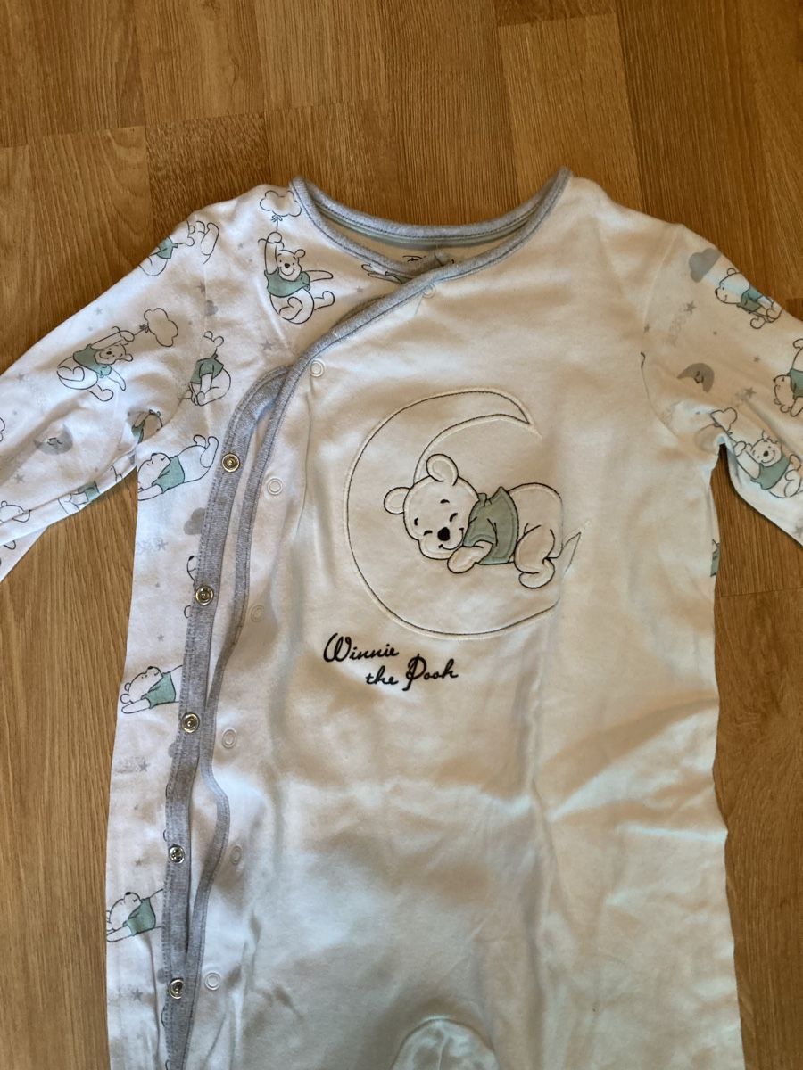 Pigiama & Simili: Winnien Pooh Strampler Gr. 92 – Usato da Emmenbrücke venduto da JJ_89 2