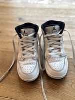 Nike Air Jordan 1 Mid Sneakers, Grösse 36