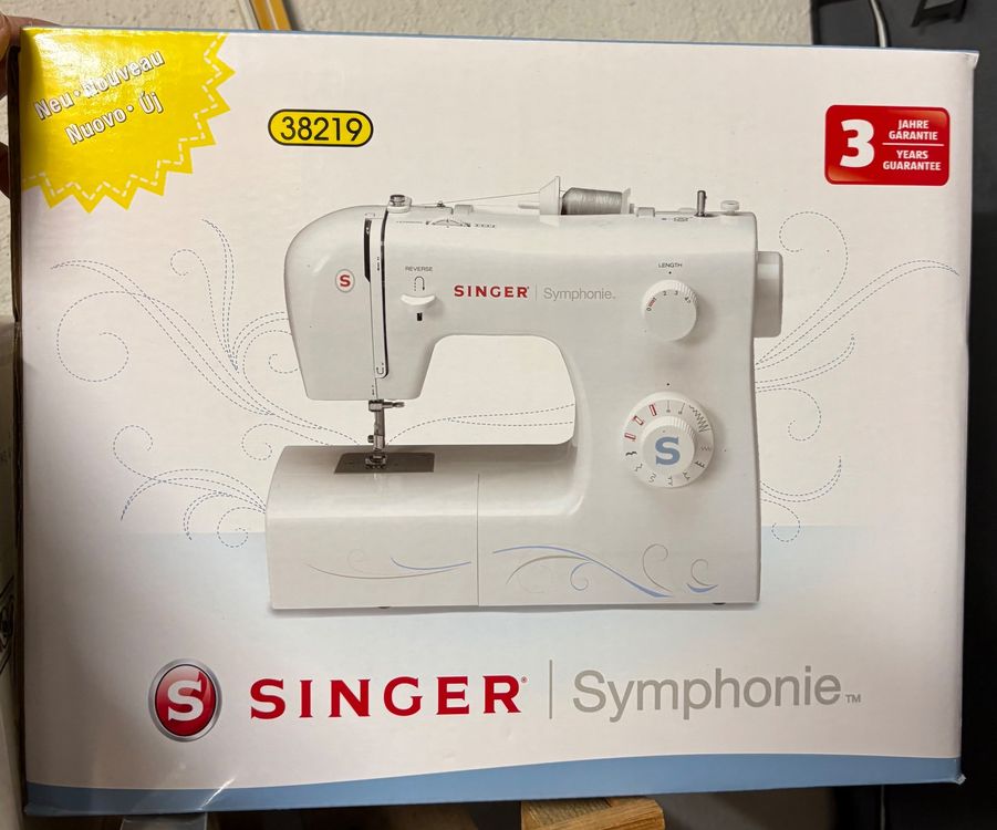 Singer Symphonie Nähmaschine, neuwertig (Gebraucht) in Wetzikon ZH für ...
