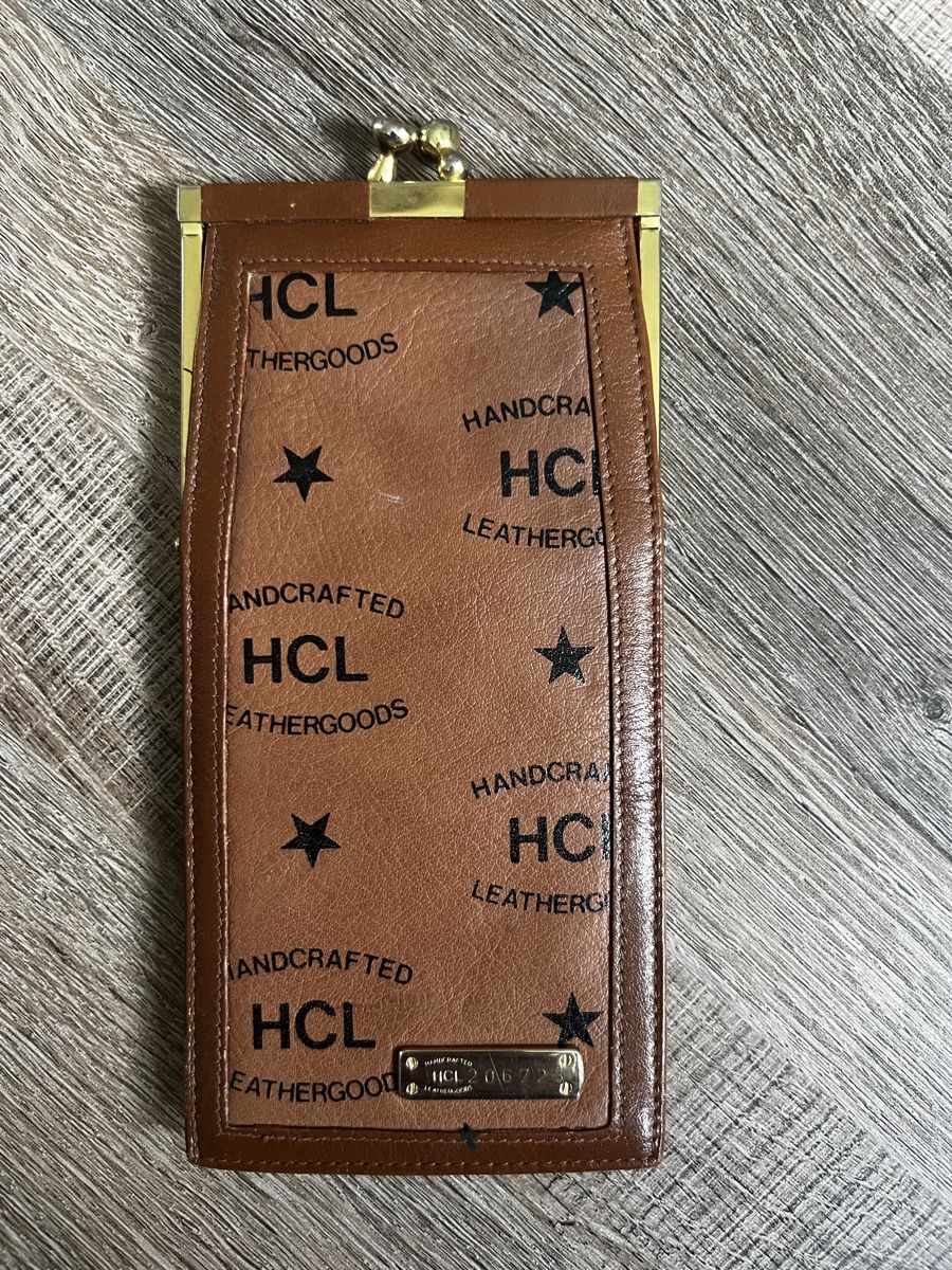 Altro in  Abbigliamento & Accessori: Brillenetui HCL Leder braun gebraucht – Usato da Bern venduto da lin_5qtq