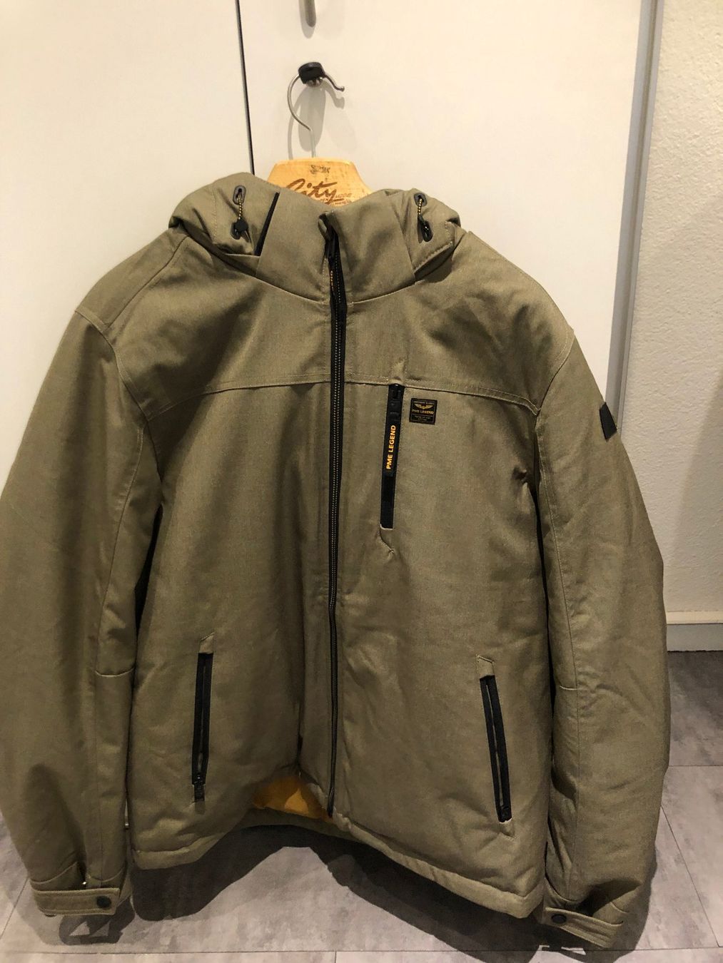 Jacken: Winterjacke neu – Neu und originalverpackt aus Jona von mars100