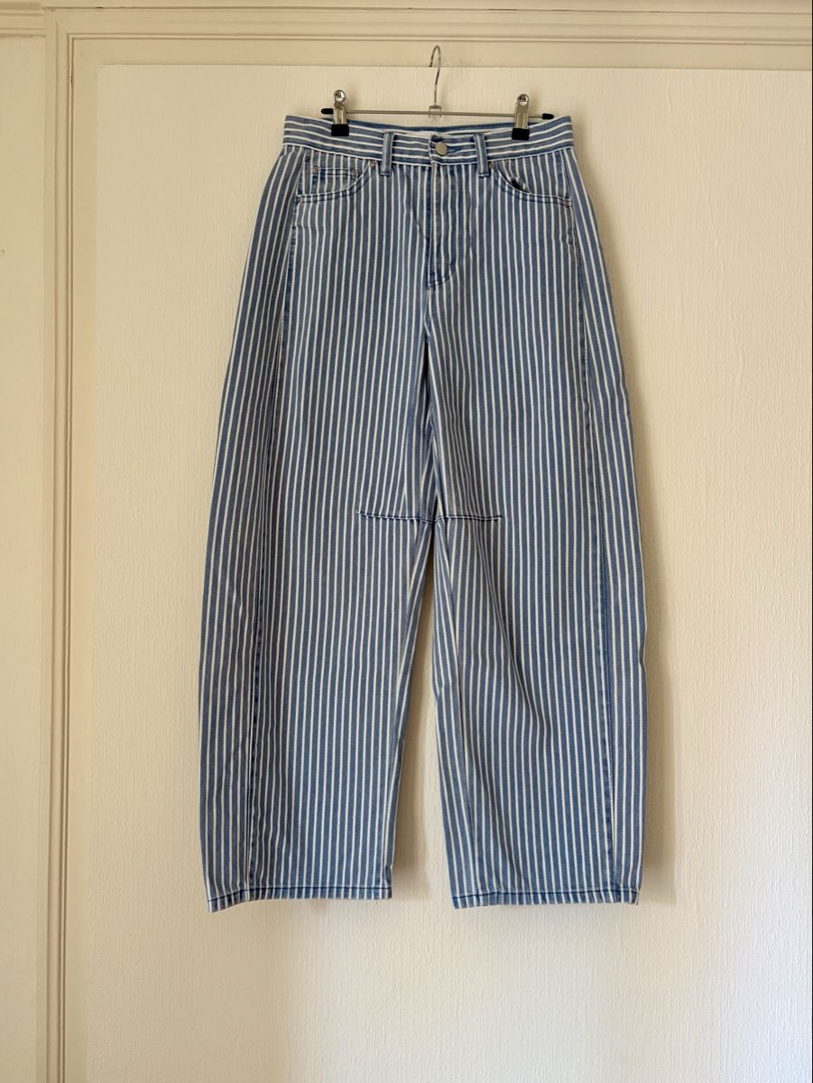 Pull&Bear Jeans: Jean ballon Pull&Bear, taille 36 – D'occasion à Lausanne par sansantak