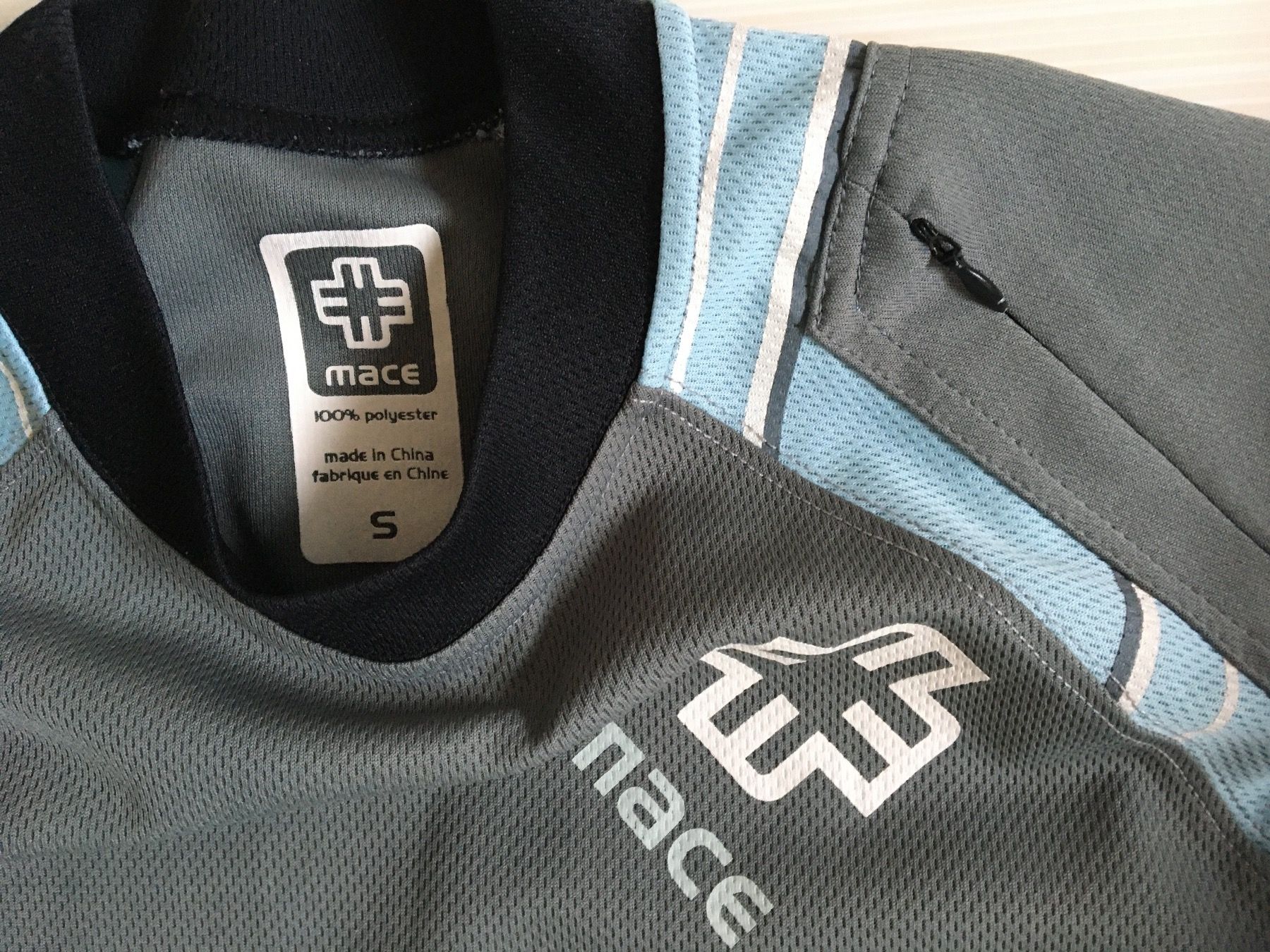 Maglioni & Felpe: Sport Shirt S 164 – Usato da Arth venduto da Vrecam51 1