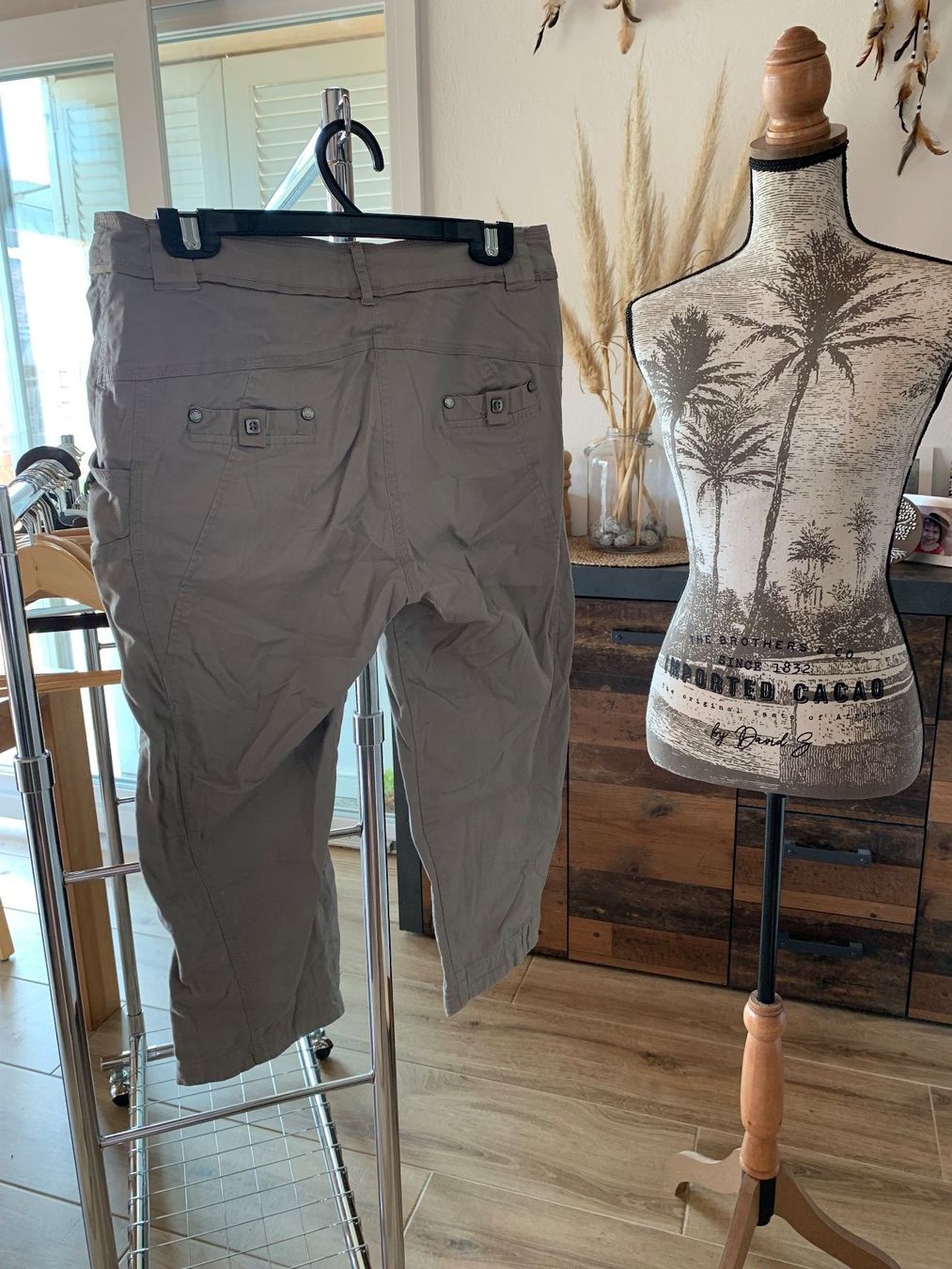 Hosen: Pantacourt beige stretch Patrice Breal T40 – Gebraucht aus Perroy von barballalla 1