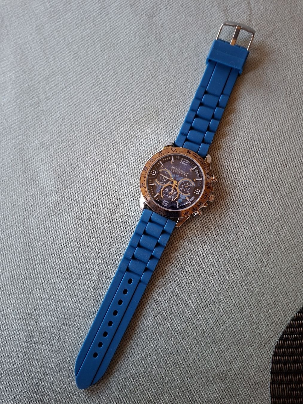 Montres: Sportliche Herrenuhr – Neuf (Voir description) à Mühlebach (Goms) par jad_bg6z