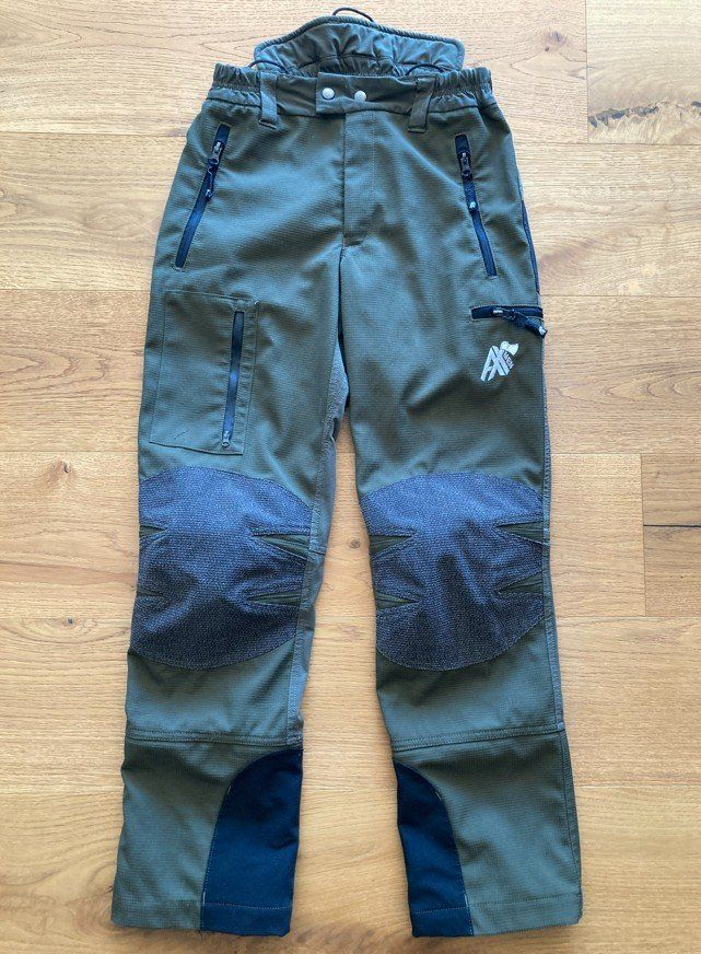 Pantalons: Hose AX-MEN – D'occasion à St. Gallen par Fluros