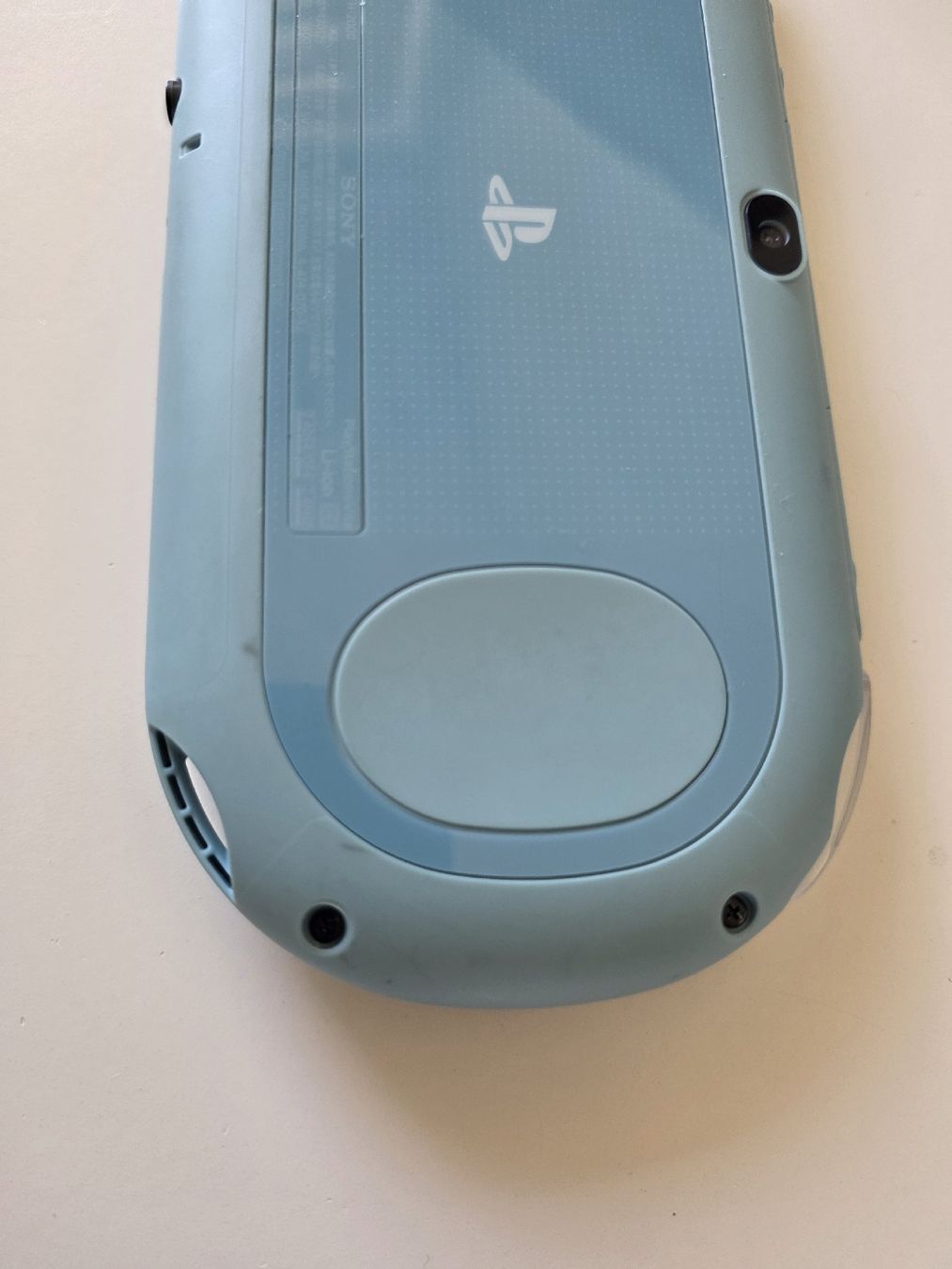 Sony Consoles: PS Vita PCH 2000 – Défectueux à Blonay par Arnaud3 2