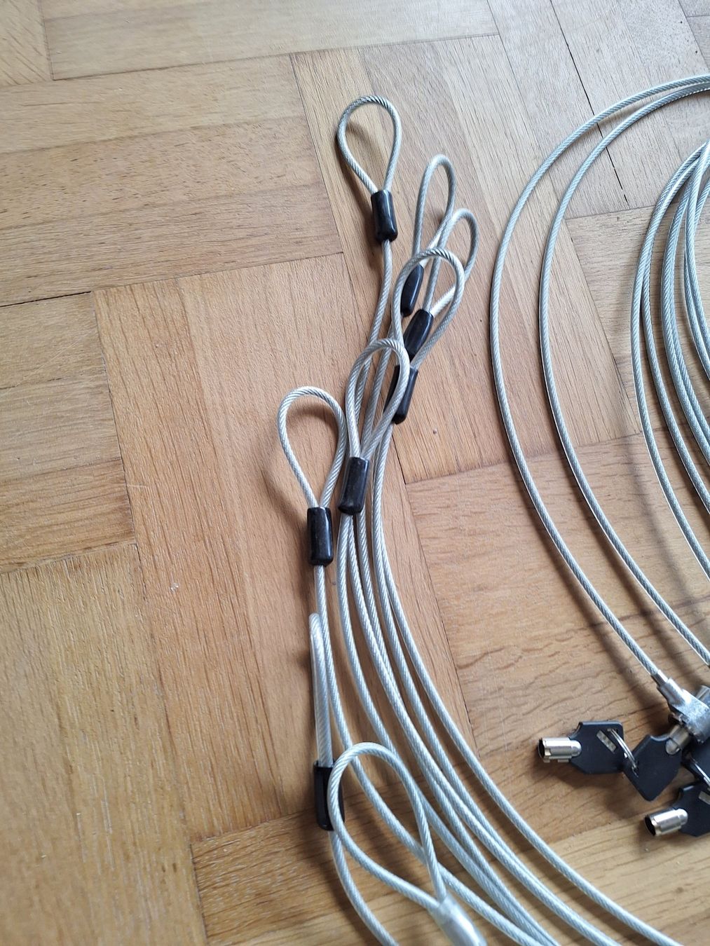 Kabel: Lot de 8 câbles de sécurité pour ordinateur portable – Neu (gemäss Beschreibung) aus Chêne-Bougeries von xchrysalide 2