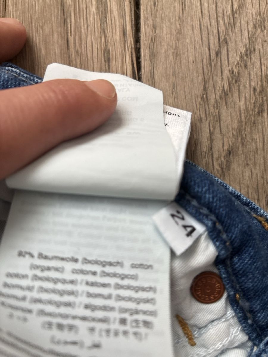 Jeans: Jeans CLOSED flared Damen Grösse 24 neuwertig – Usato da Zürich venduto da Dsire 2