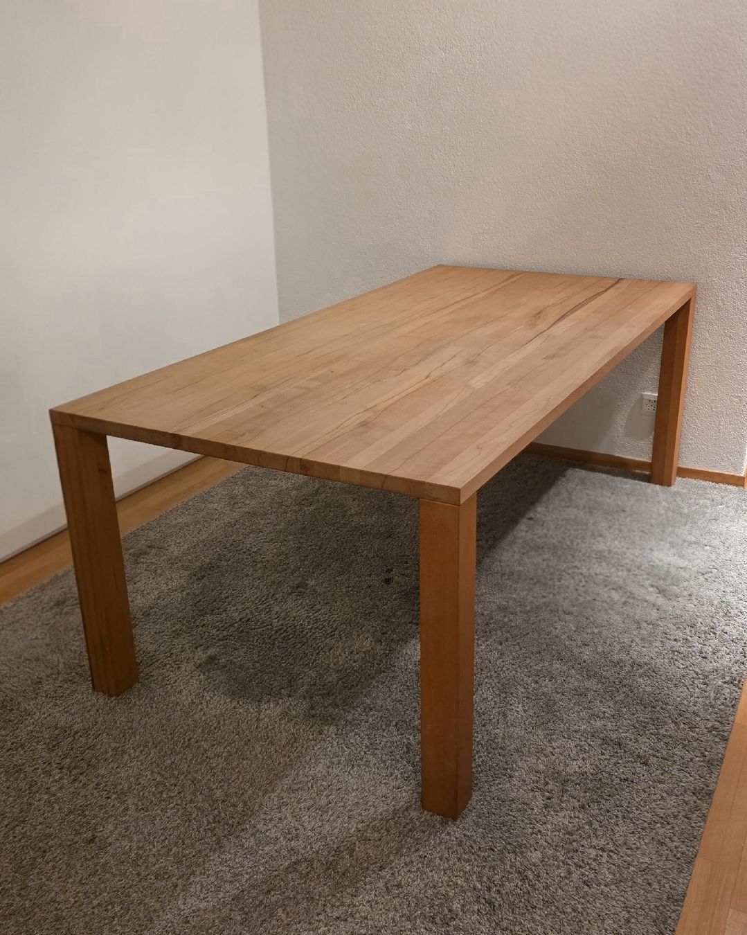Tische: Holztisch – Gebraucht aus Wallisellen von Saimson92