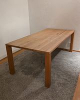 Holztisch