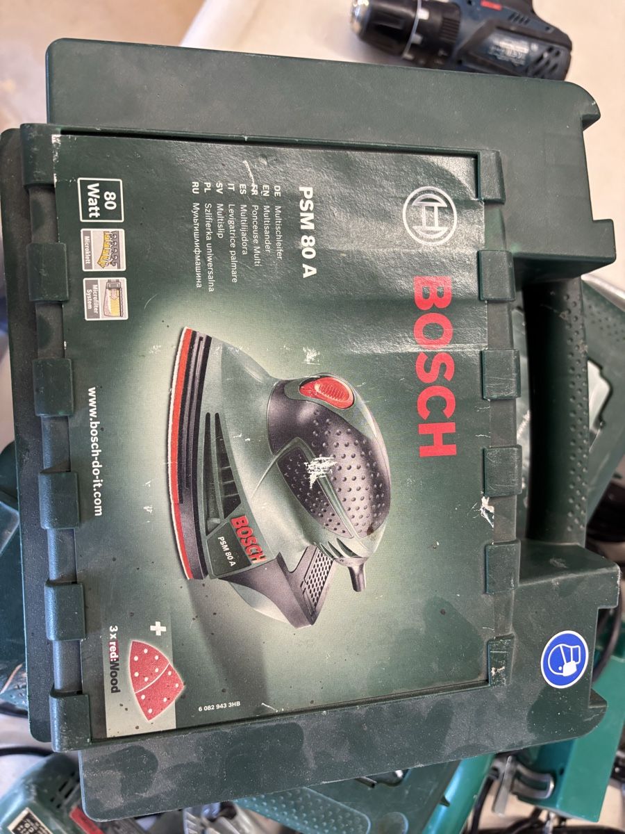 Bosch Smerigliatrici & Lucidatrici: BOSCH Schwingschleifer PSM 80 A mit Koffer – Usato da Muri b. Bern venduto da nora.arn 1