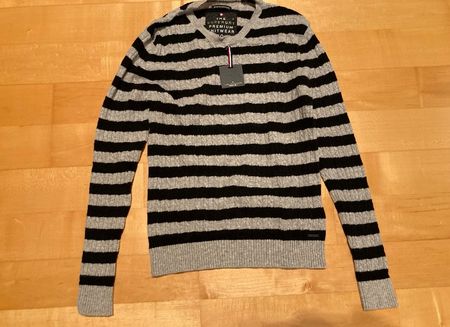 Pull rayes nouveau SUPERDRY laine et cashemire