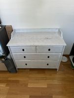 Dresser x FREE