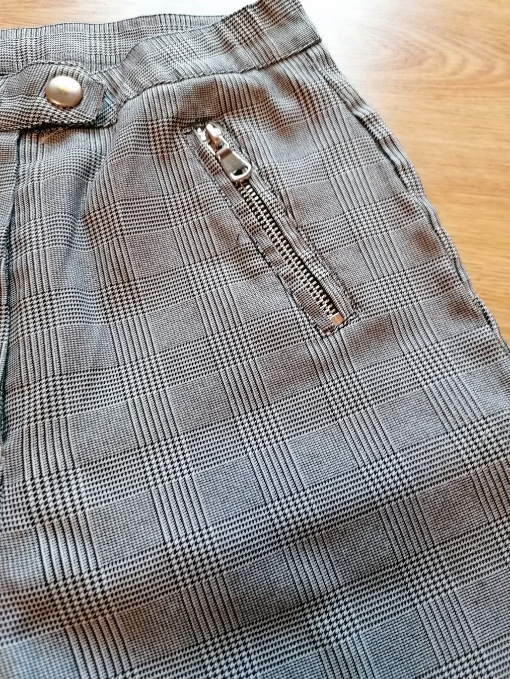Hosen: Pantalons à carreaux, bas, pantalon – Gebraucht aus Montcherand von petiteoune75 4