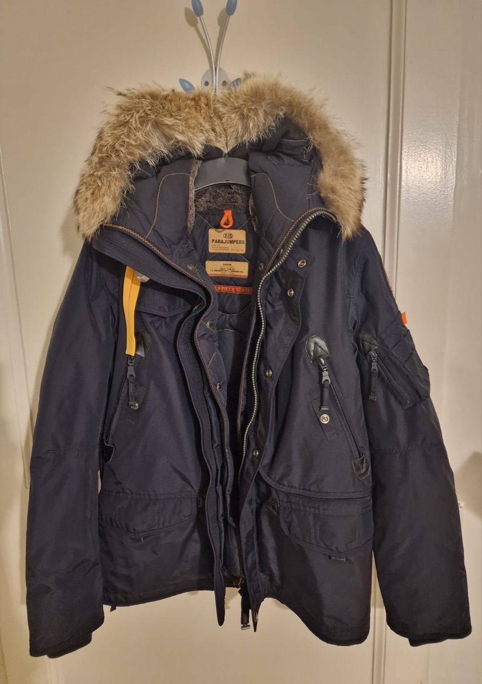 Parajumpers Giacche: Veste Parajumpers taille M – Nuovo (secondo la descrizione) da Neuchatel venduto da StevChamb110 1