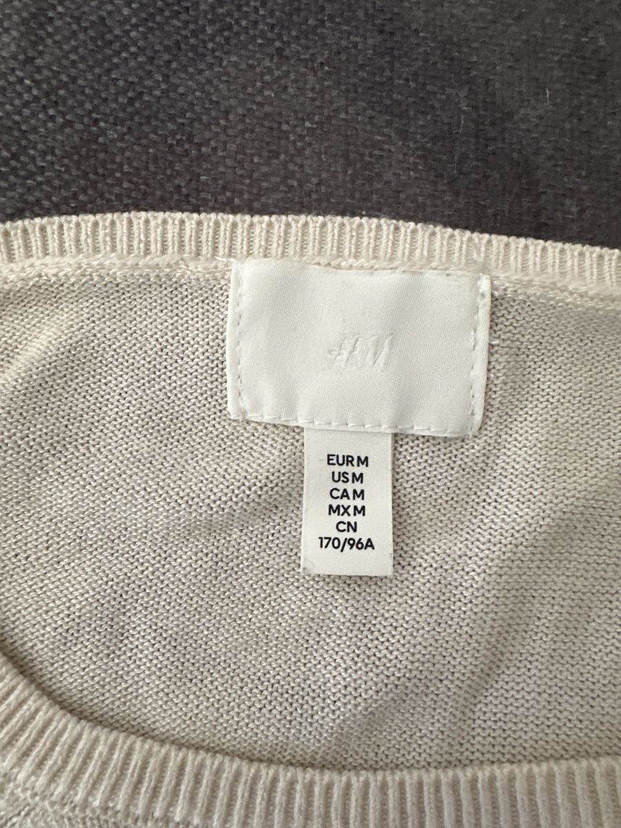 H&M Maglioni & Felpe: H&M Strickpullover, beige/schwarz gestreift, Gr. M – Usato da Gunzgen venduto da Pimsu