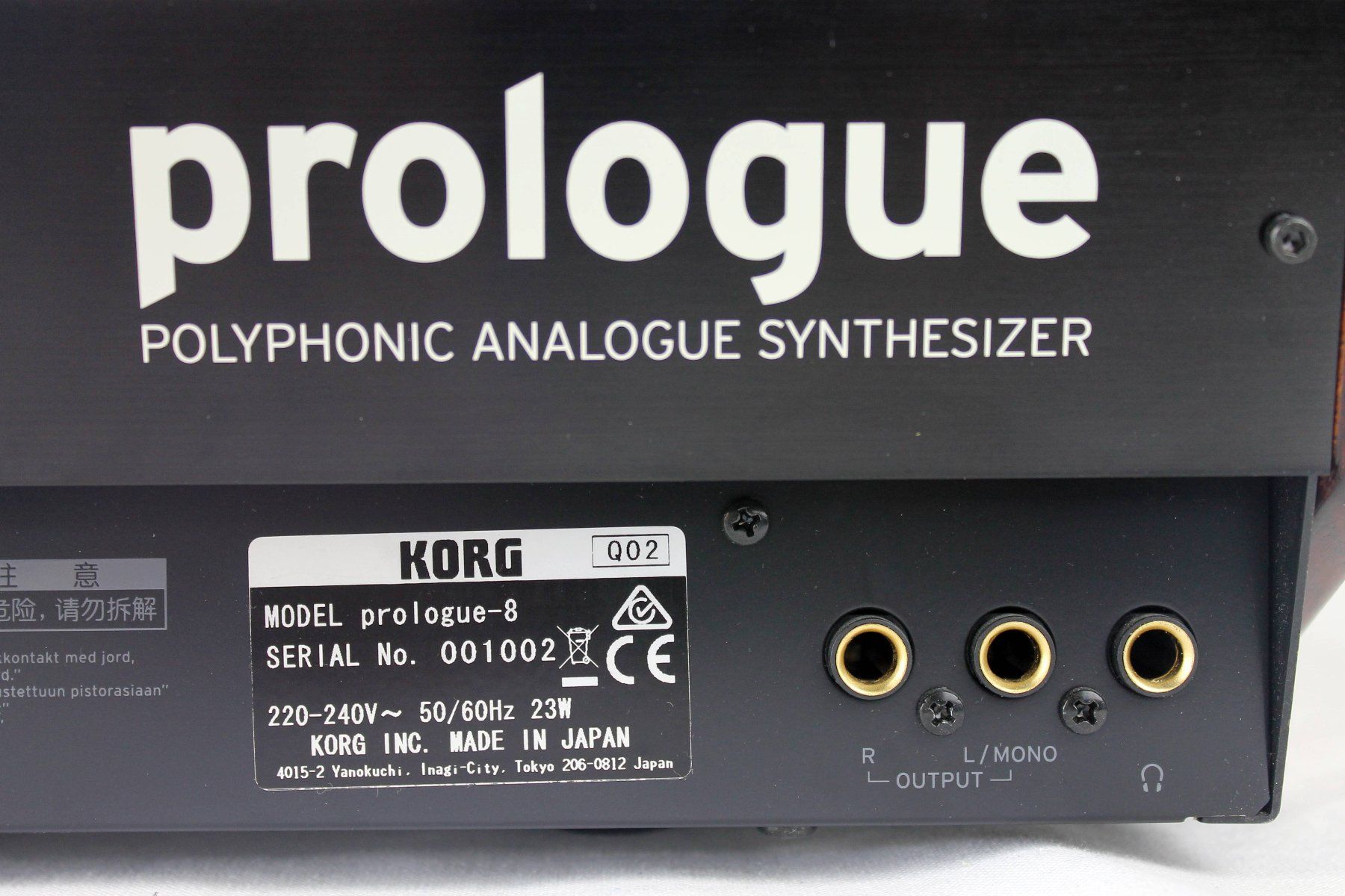 Korg Instruments de musique: Korg Prologue-8 Synthesizer – D'occasion à Reinach BL par bk_brockireinach 8