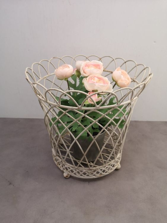 Vintage Schmiedeeiserner Metallkorb, Blumen Garten Korb Kaufen auf