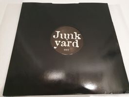 Junk Yard – Junk Yard 002 (Techno, Tech House)