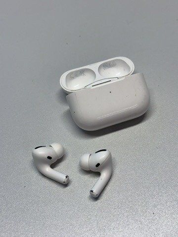 Apple Cuffie: Apple AirPods Pro 1. Gen – Difettoso da Effretikon venduto da Eventex 2