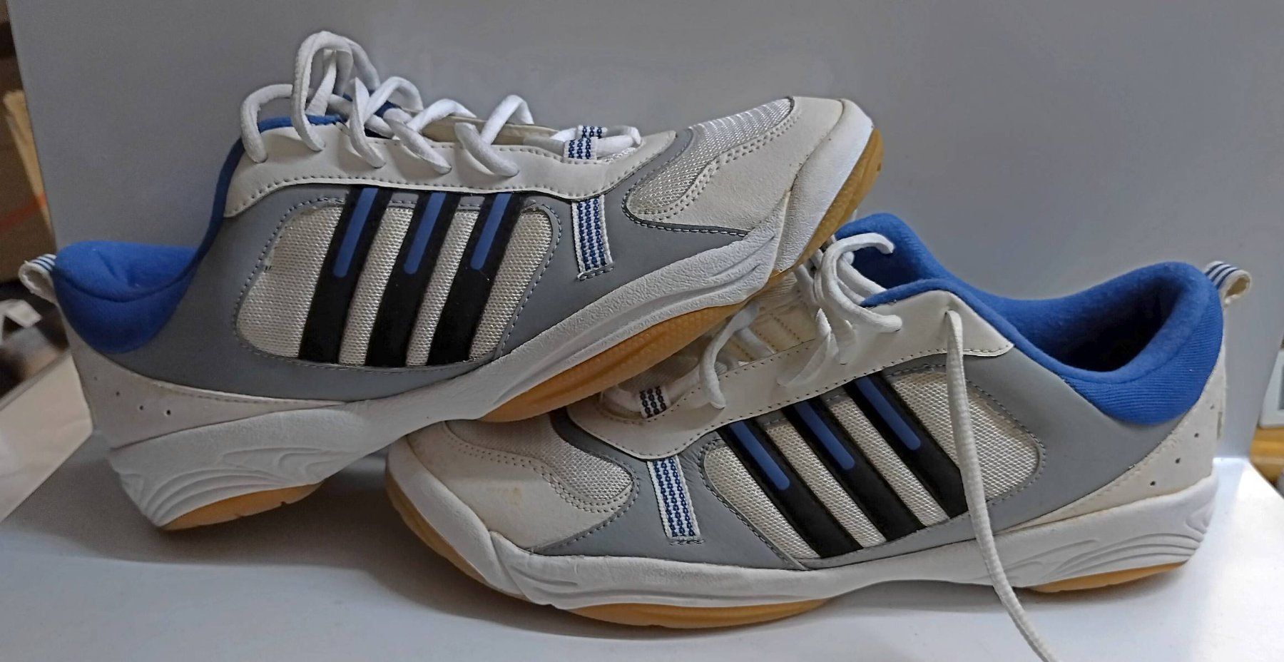 Herrenschuhe: Adidas Schuhe ab 1 Fr. – Gebraucht aus Wilen b. Wollerau von Slent