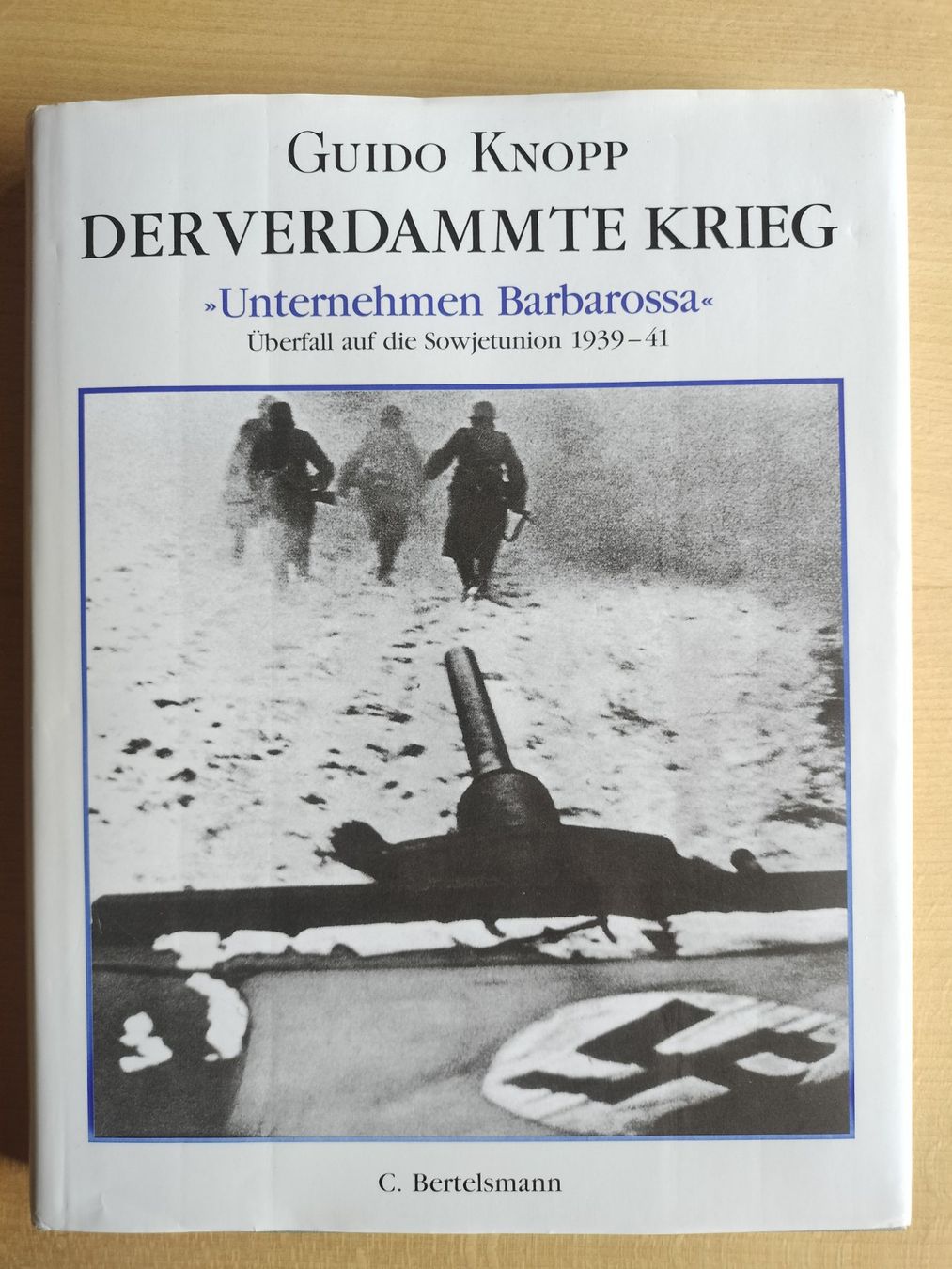 Bücher: Armee Militär Weltkriegs Buch – Gebraucht aus Schwanden Sigrisw von len_9yqg