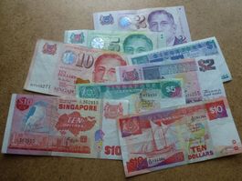 Sammlung von 8 Stück alten Banknoten aus Singapore