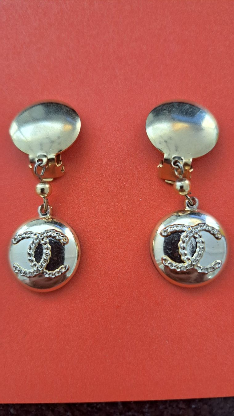 Boucles d'oreille: Ohrclips – D'occasion à Pfäffikon ZH par Valsangiaccomo
