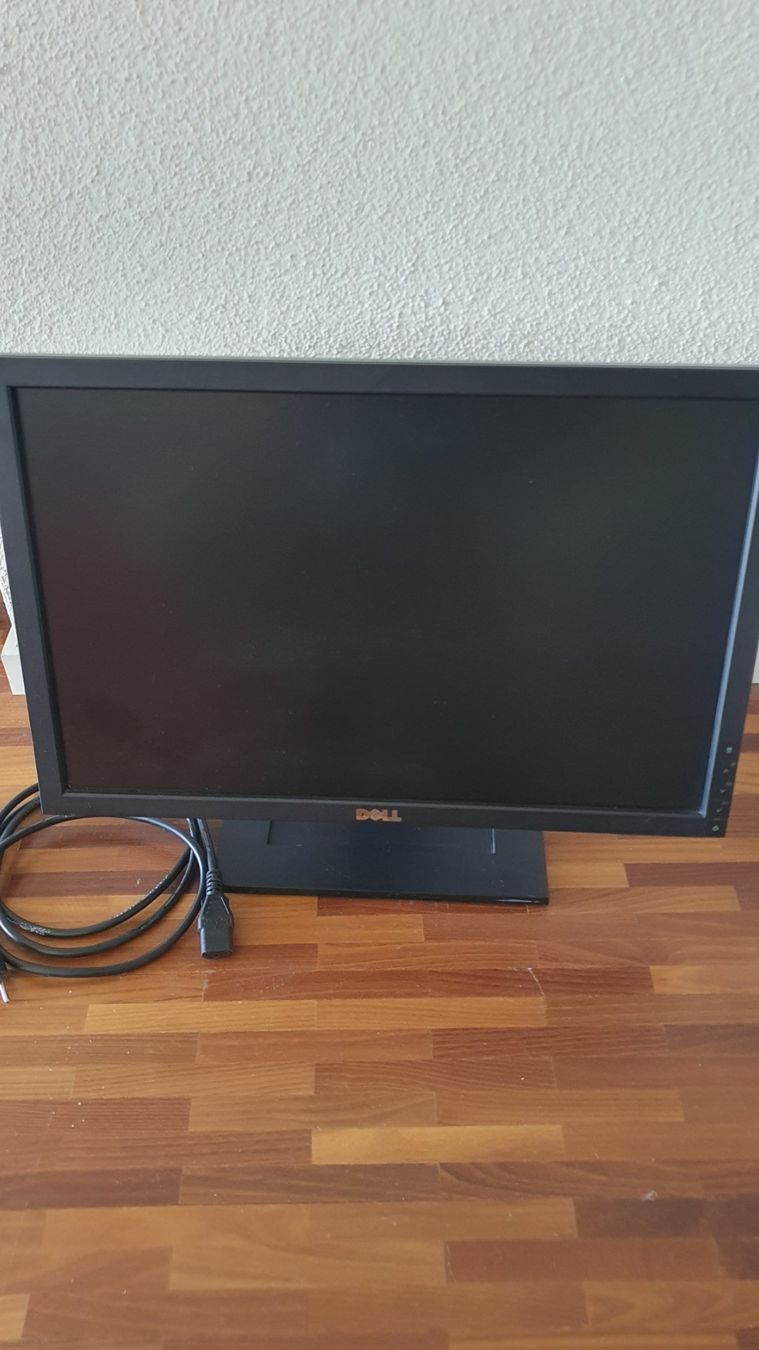 Dell Monitore: PC-Bildschirm, Computer Bildschirm Dell – Gebraucht aus Wallisellen von Sica1000