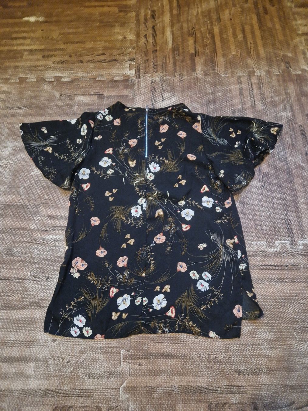 Camicette: Bluse – Usato da Triengen venduto da KittyKat6 1