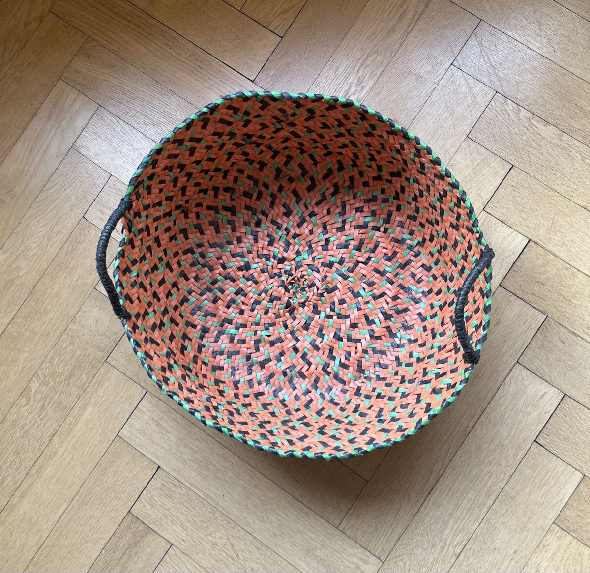 Altro per la casa: Korb aus geflochtenem Kunststoff – Usato da Basel venduto da Nath- 1