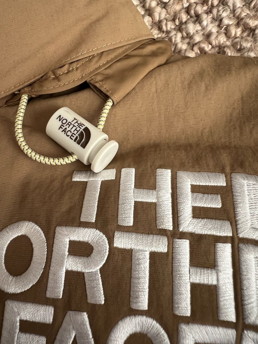 North Face Jacken: The North Face 700 Puffer Jacket Women's M – Gebraucht aus Mendrisio von gun_8gcm 6