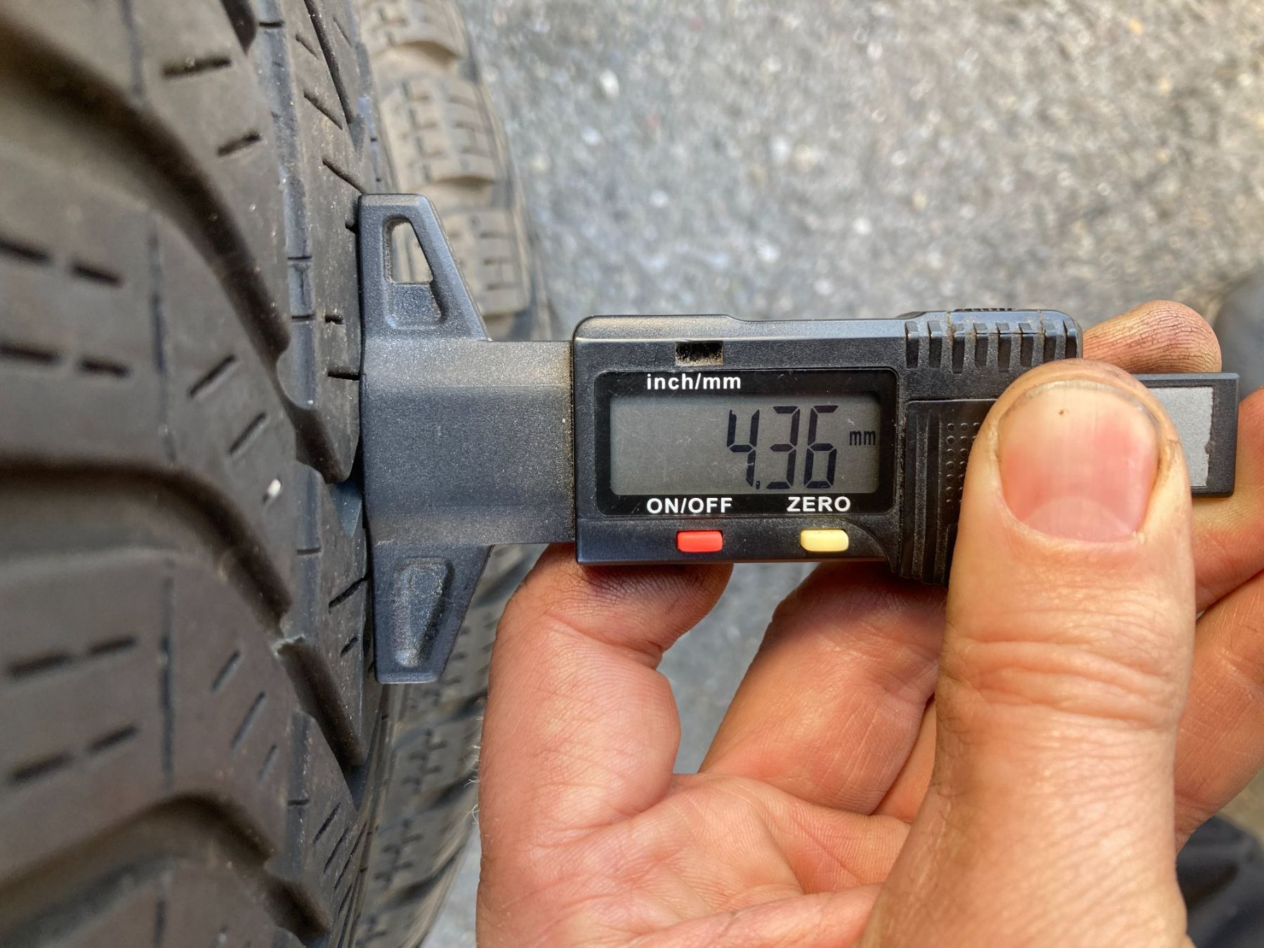 Pirelli Pneumatici & Ruote complete: BMW Pirelli  Winterpneu 195/60R16 – Usato da Cham venduto da WB2223 7