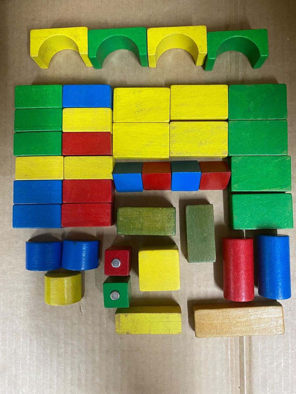 Giocattoli: Diverse Holzklötze – Usato da Eschlikon TG venduto da RamonaSt