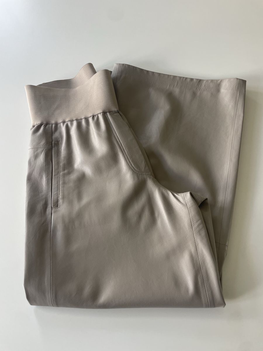 Hemisphere Hosen: Hemisphere Echt-Lederhose, Gr S – Gebraucht aus Kilchberg ZH von familiy 1