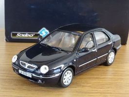 Lancia Lybra Berlina 1999-2005 schwarz     1:43 von Solido