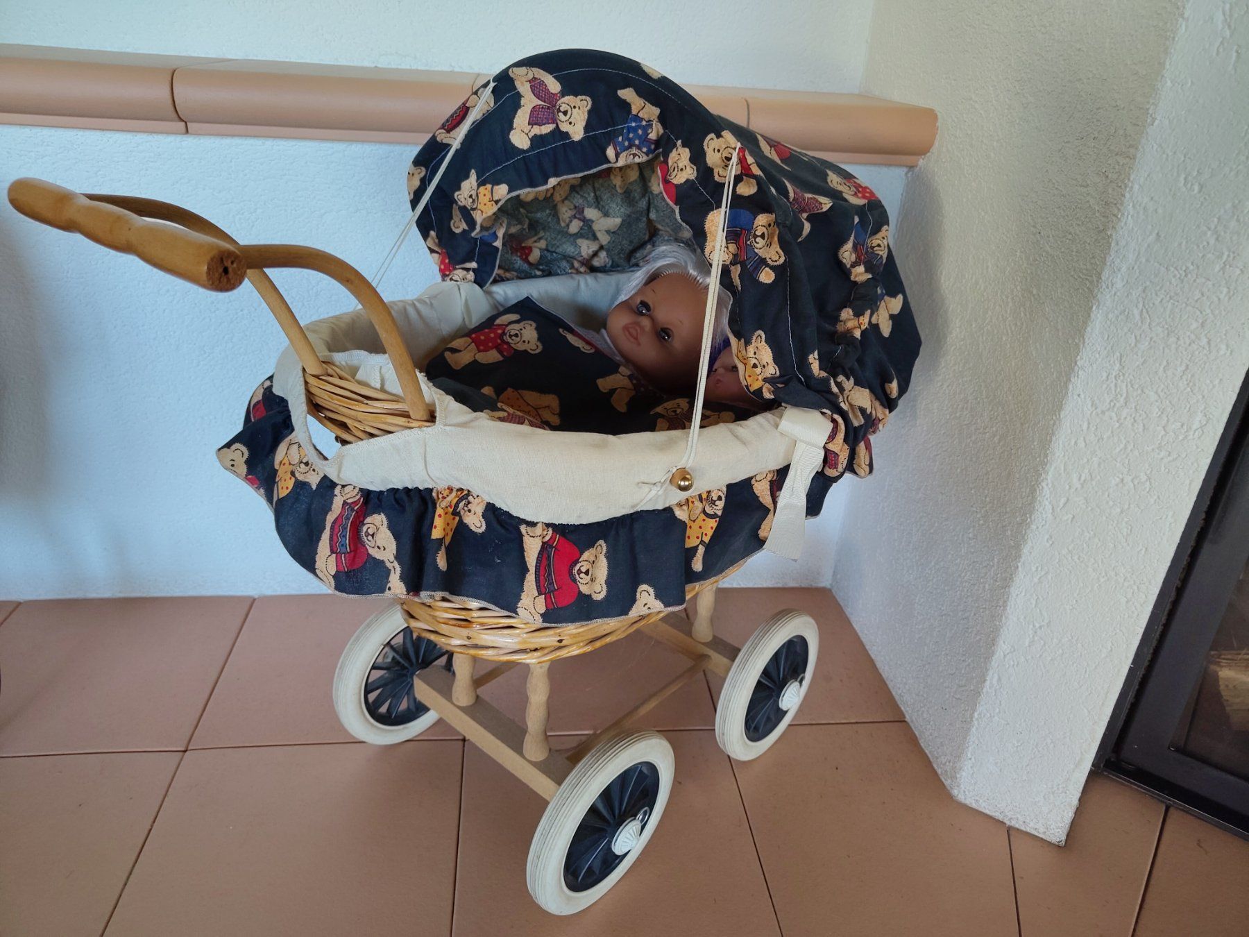 Voitures de poupées: Puppenwagen – D'occasion à Beinwil am See par Msunneschin 2