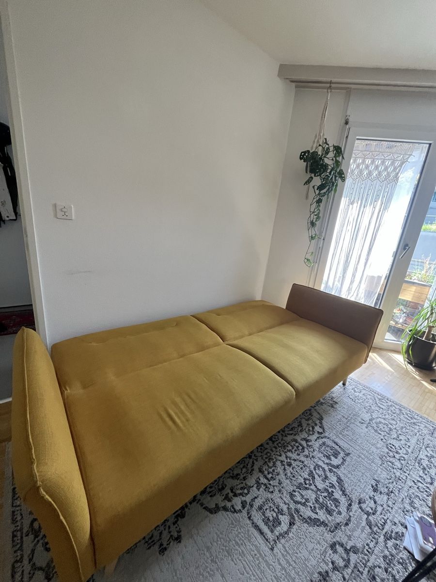 Divani: Modern yellow sofa bed for sale – Usato da Basel venduto da LaDena 5