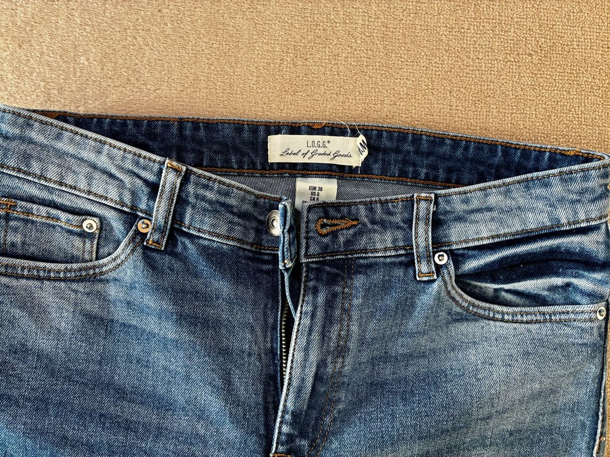 Hosen: Logg Shorts, Blue Size 36 – Gebraucht aus Schaan von RicX-10 1