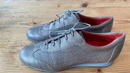 Bequemer goldfarbener sportlich-eleganter Vabene Halbschuh