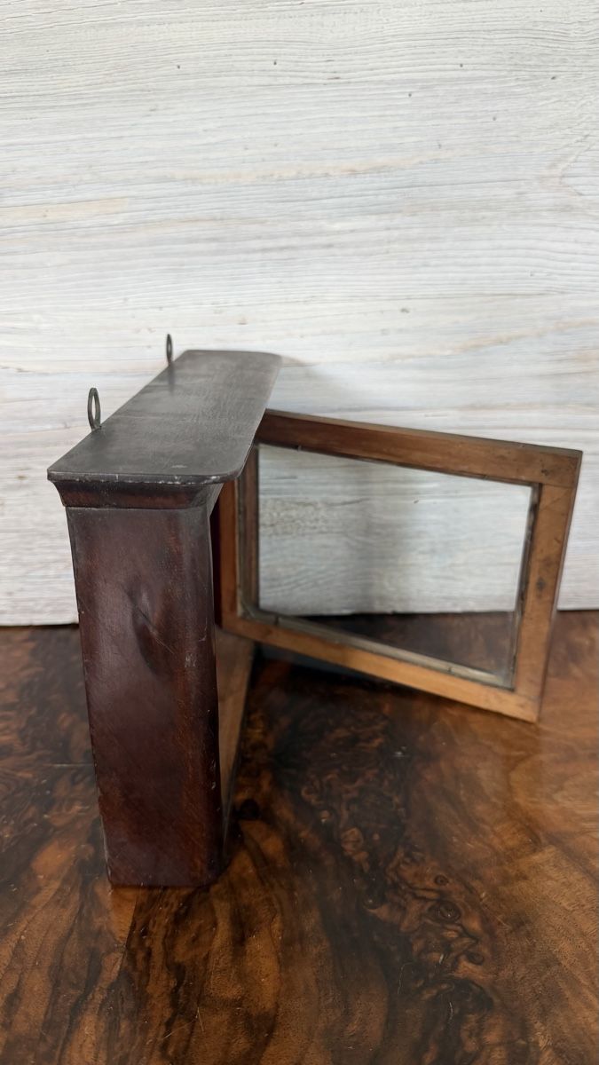 Vetrine: Kleine Vitrine Wandvitrine antik – Usato da Riedholz venduto da Frettchen63 2