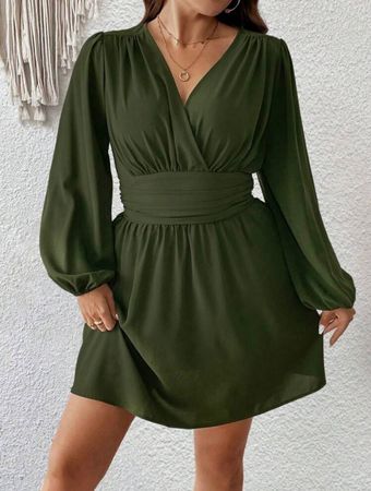 Kleid mit Puffärmeln olivgrün Gr. 56 / 58 / 60