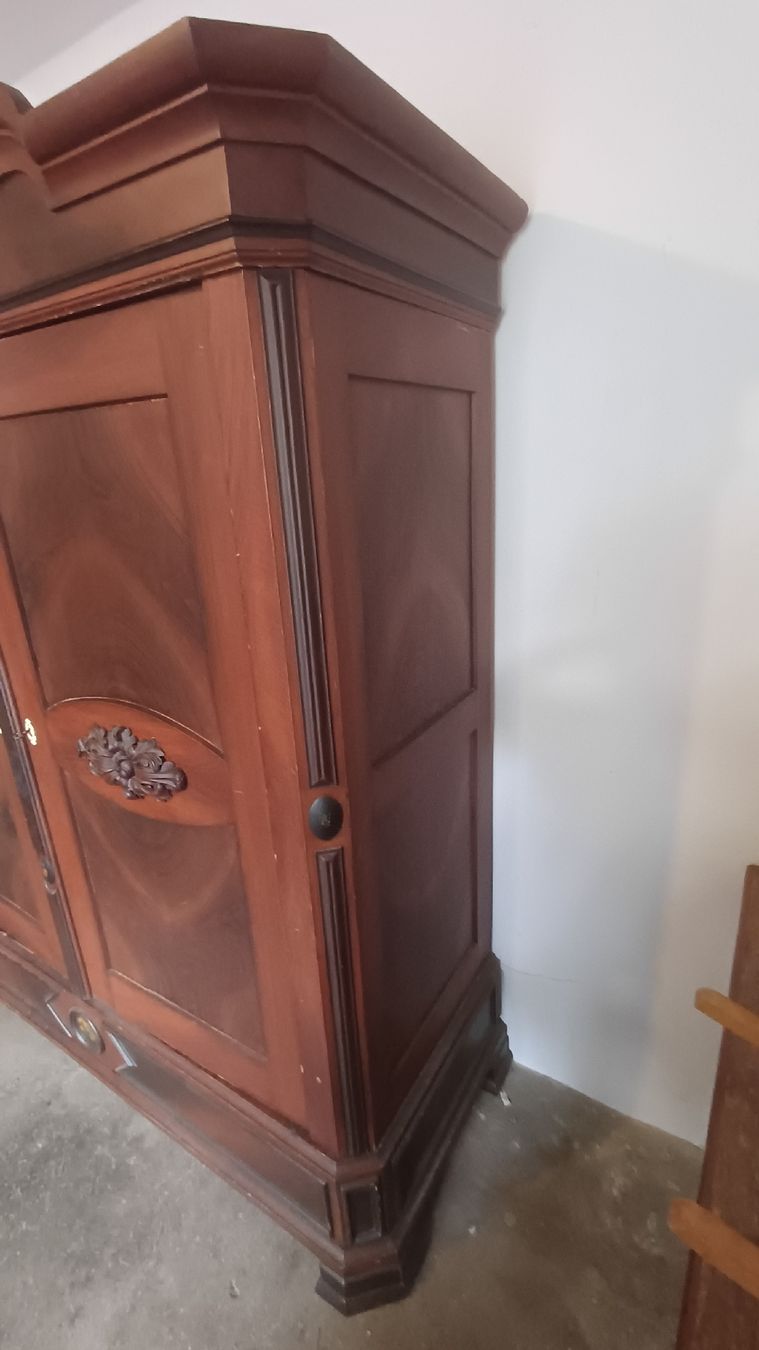 Armadi: Grosser Schrank Tanne  – Usato da Flawil venduto da Pinkmalibu 6